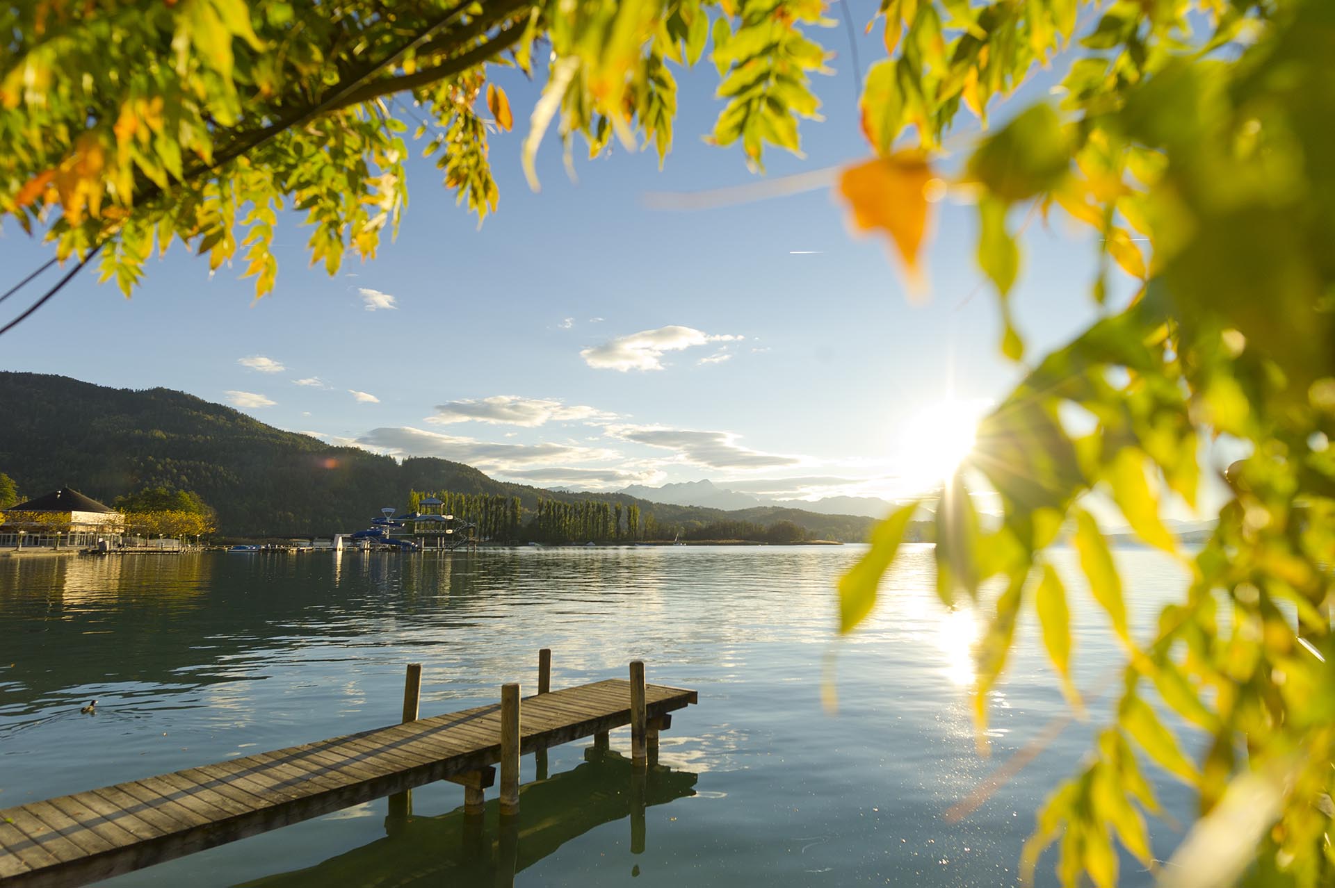24_holiday_aufnahme_des_woerthersees_im_sommer